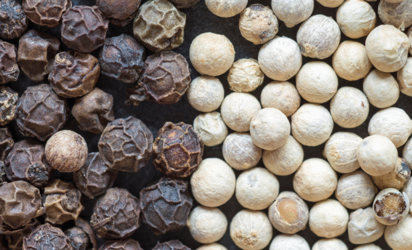 Poivre Blanc & Noir de Penja – Trésor du Cameroun AOP!